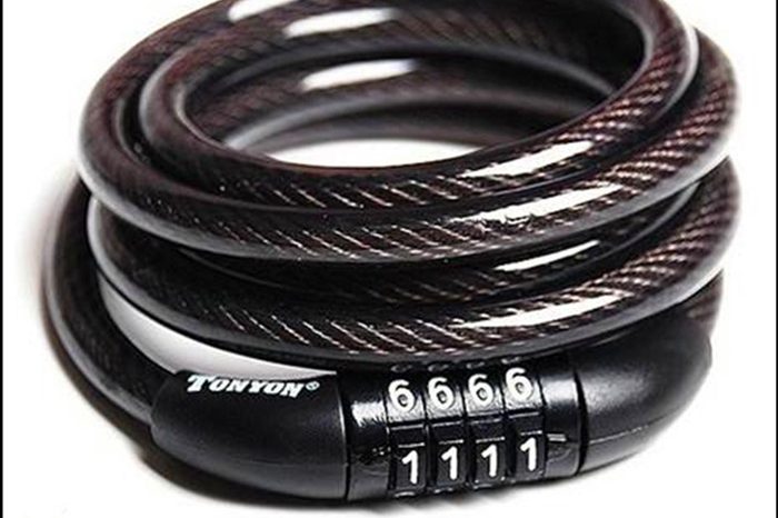 2791054064_585382535