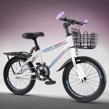 Kids bike for ages 7–15 with durable frame for outdoor riding