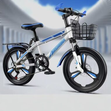 Kids bike for ages 7–15 with durable frame for outdoor riding