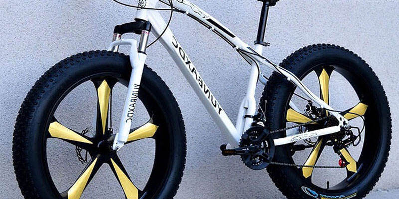 All-terrain adult fat tire mountain bike for rugged outdoor use