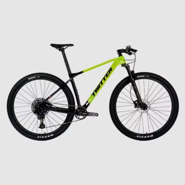 Carbon fiber hydraulic disc brake mountain bike for advanced riders